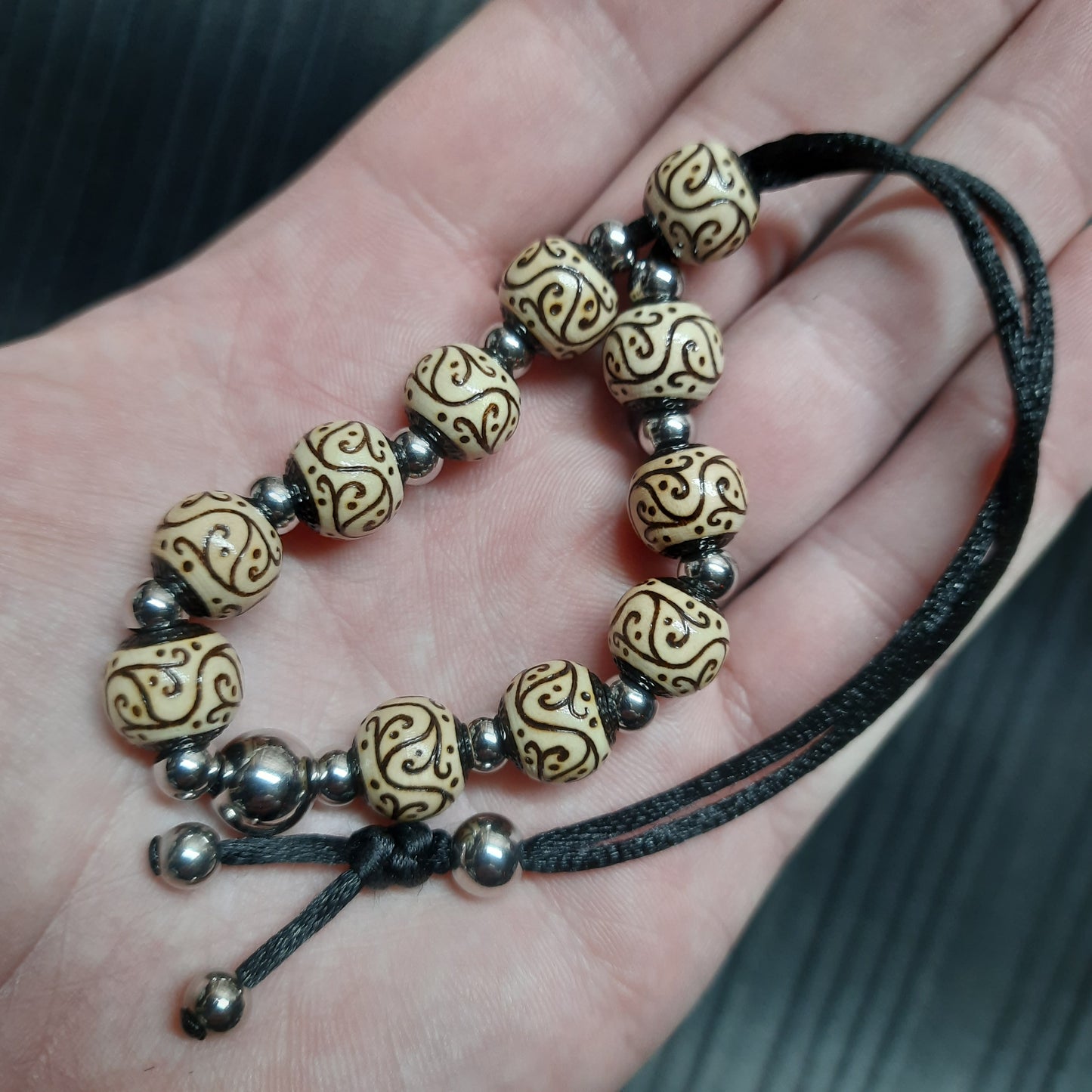 Komboloi wooden handmade "Airy melody"