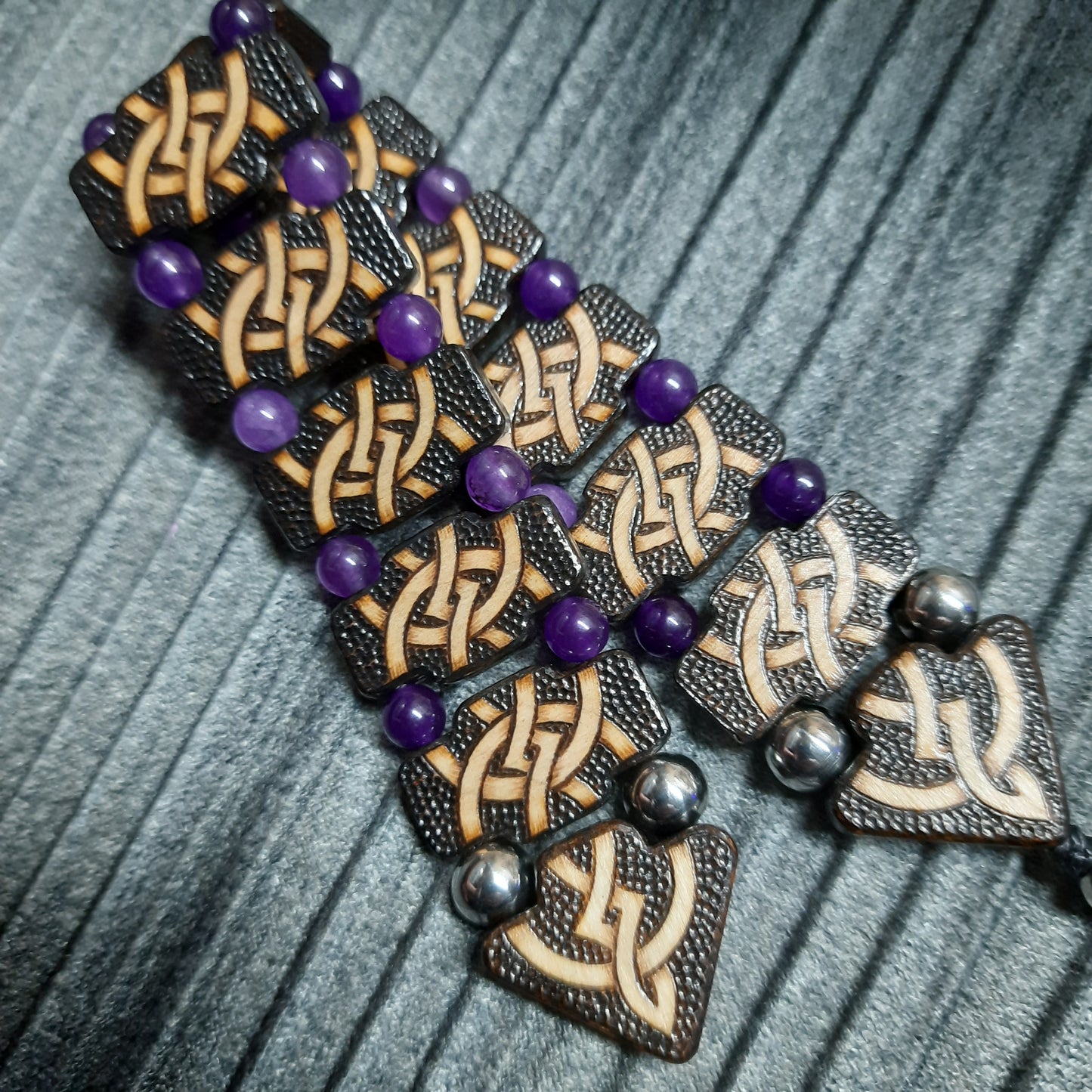 Chetki wooden table "Wandering Serenity"