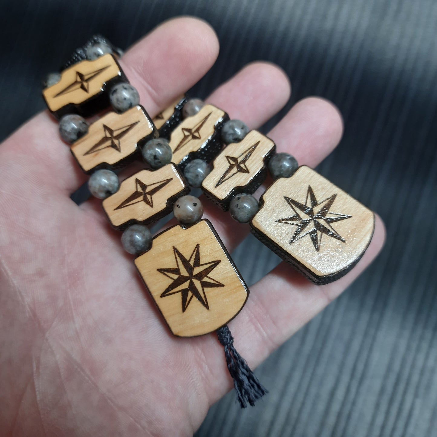 Handmade Wooden Chetki Skilltoy | Slavic Flip Rosary | Pocket Worry Beads for Hand Dexterity "Mountain traveler"