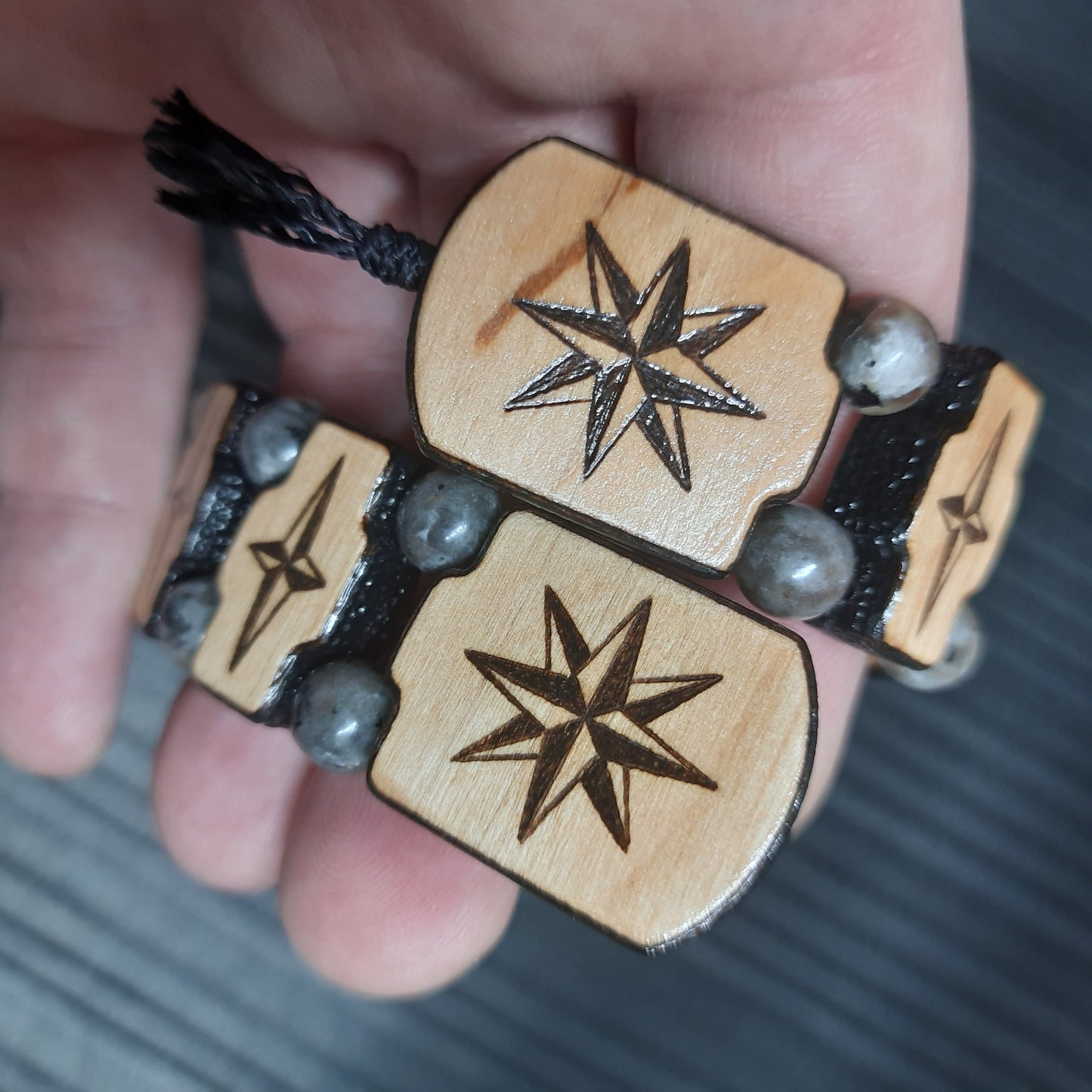 Handmade Wooden Chetki Skilltoy | Slavic Flip Rosary | Pocket Worry Beads for Hand Dexterity "Mountain traveler"