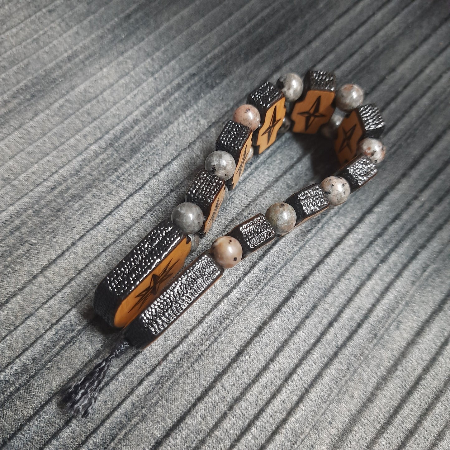 Handmade Wooden Chetki Skilltoy | Slavic Flip Rosary | Pocket Worry Beads for Hand Dexterity "Mountain traveler"