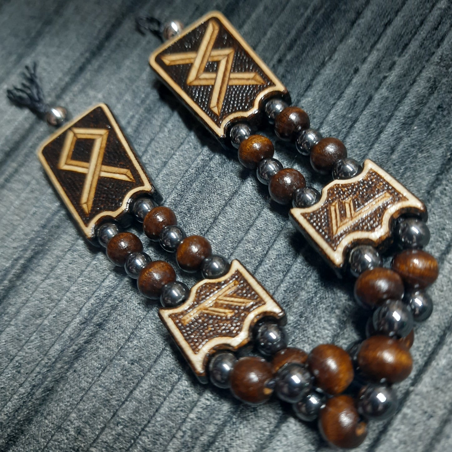 Handmade Wooden Chetki Skilltoy | Slavic Flip Rosary | Pocket Worry Beads for Hand Dexterity "Wing of the Futhark"