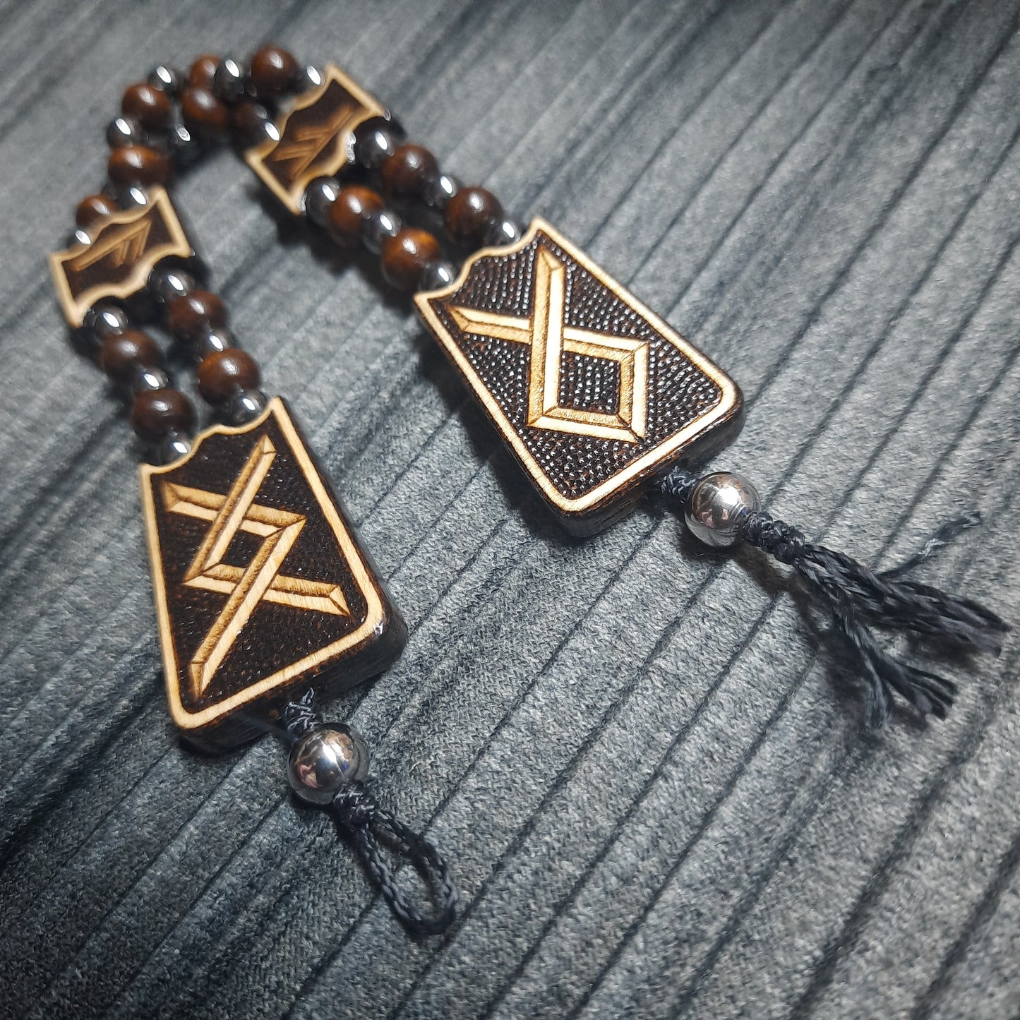 Handmade Wooden Chetki Skilltoy | Slavic Flip Rosary | Pocket Worry Beads for Hand Dexterity "Wing of the Futhark"