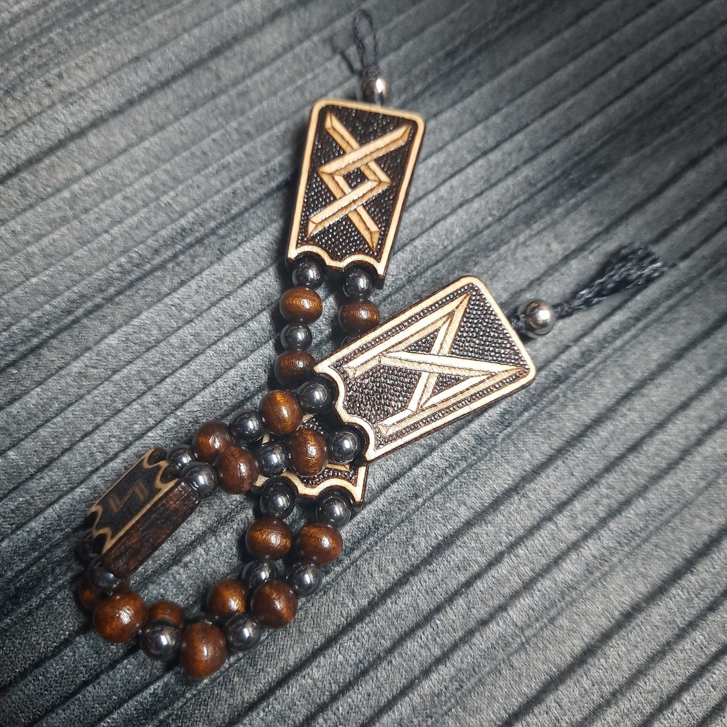 Handmade Wooden Chetki Skilltoy | Slavic Flip Rosary | Pocket Worry Beads for Hand Dexterity "Wing of the Futhark"