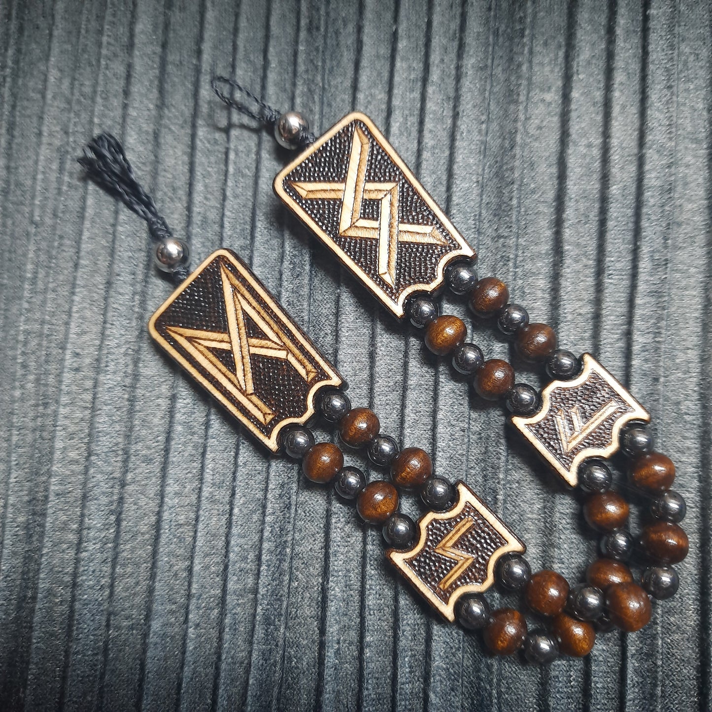 Handmade Wooden Chetki Skilltoy | Slavic Flip Rosary | Pocket Worry Beads for Hand Dexterity "Wing of the Futhark"
