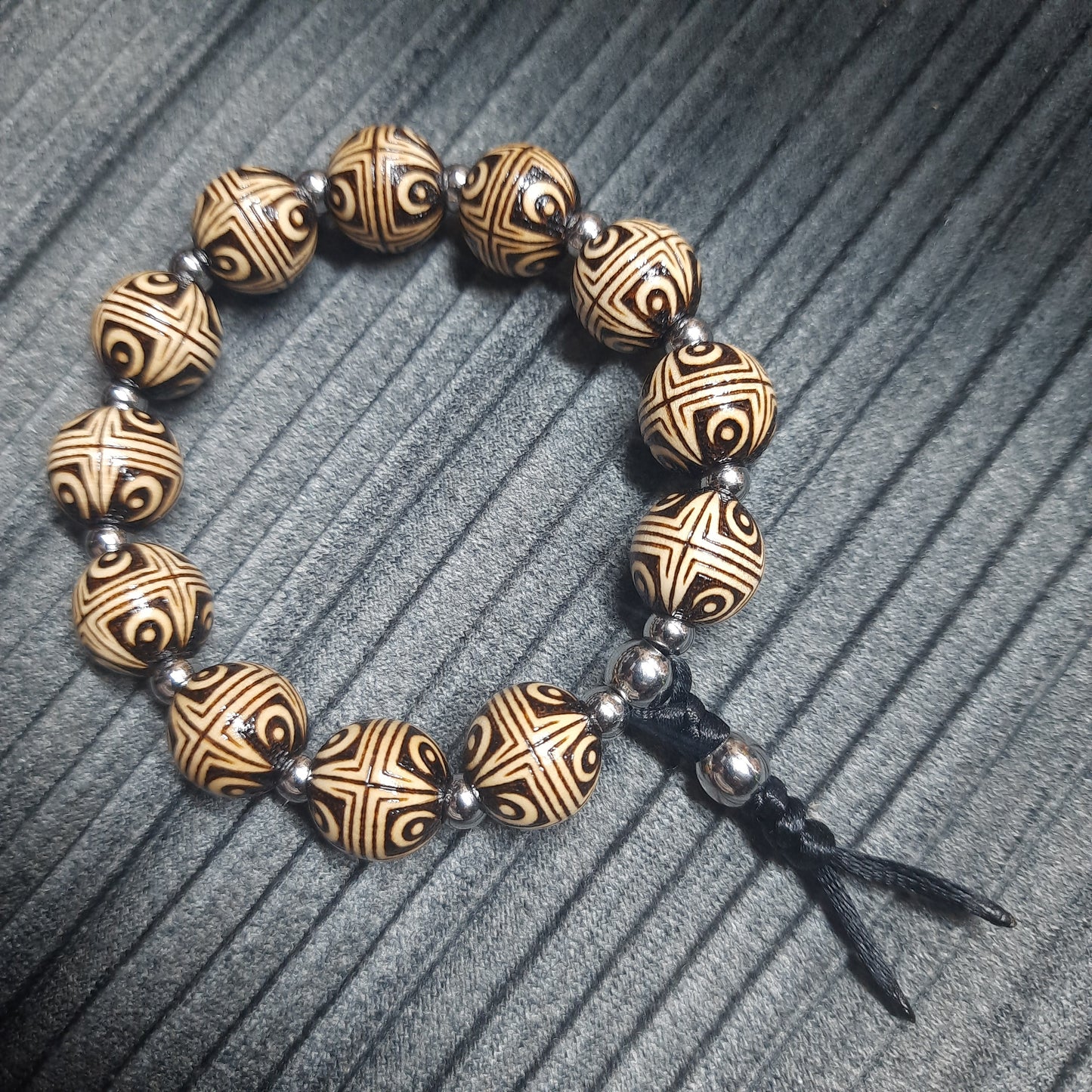Komboloi wooden handmade "Meditation to the Stars"