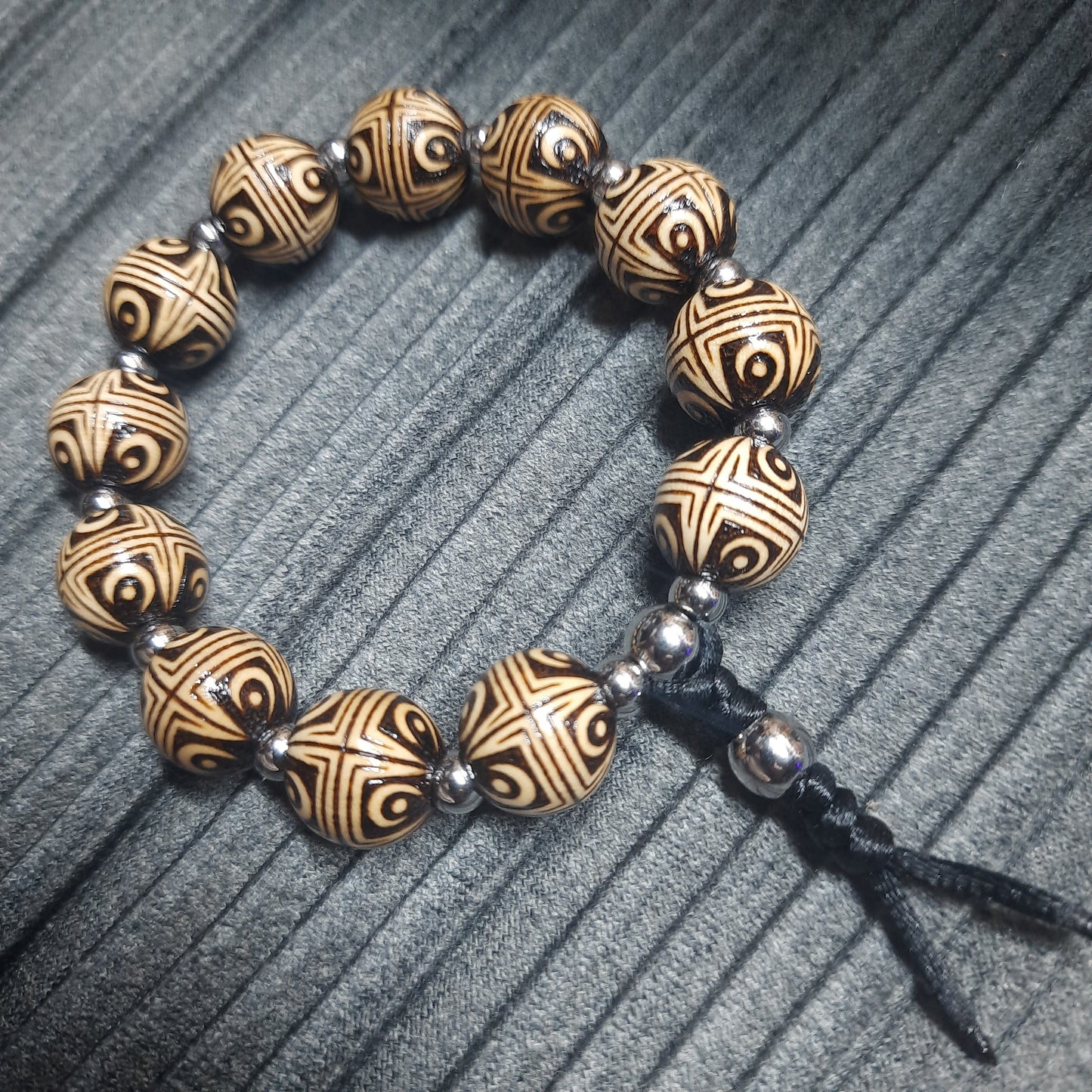 Komboloi wooden handmade "Meditation to the Stars"