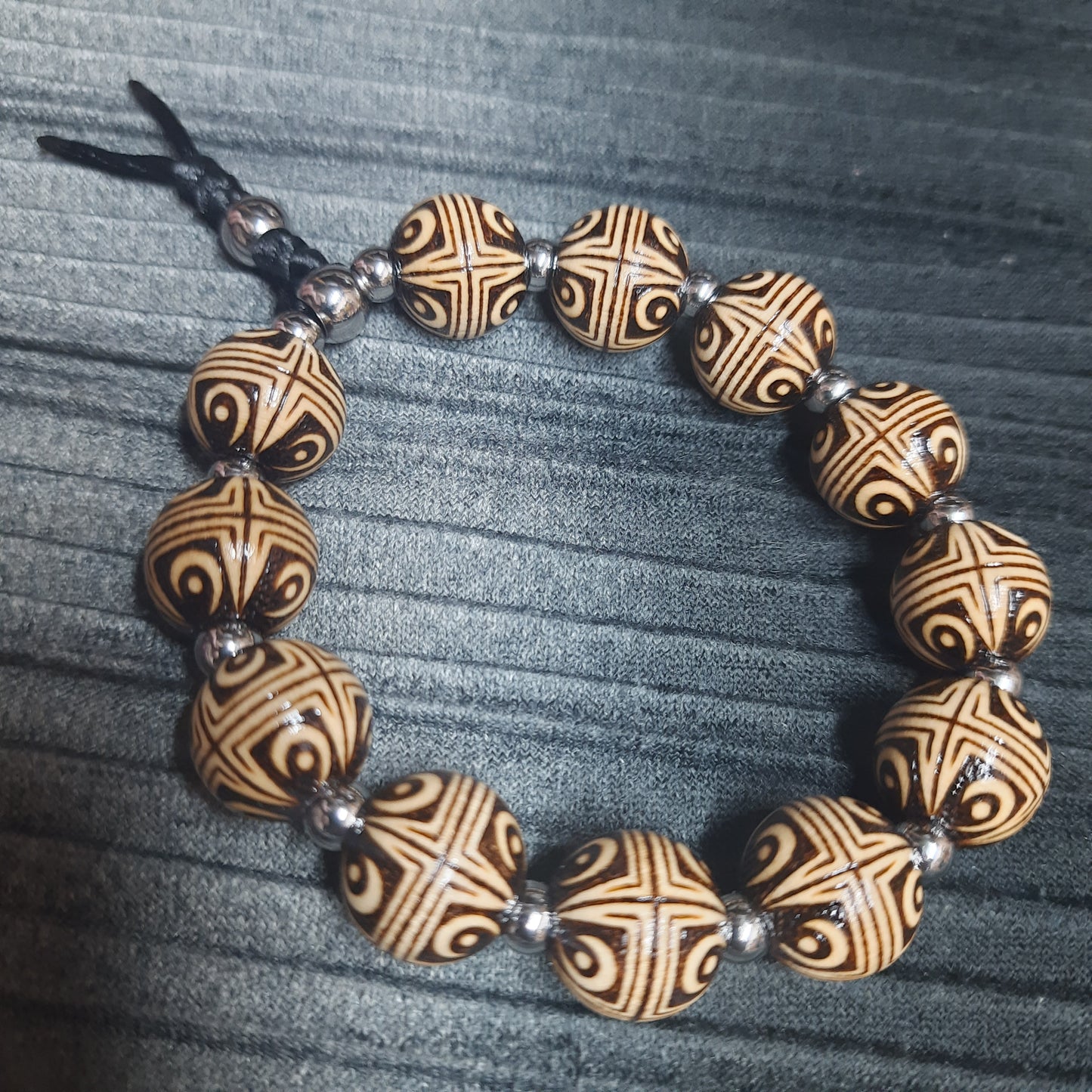 Komboloi wooden handmade "Meditation to the Stars"
