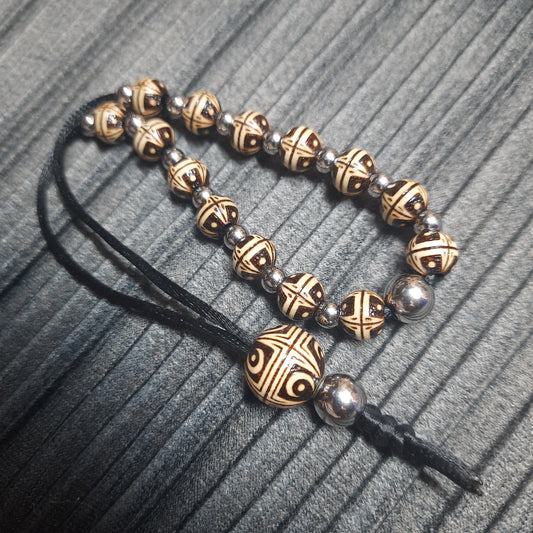 Komboloi wooden handmade "Meditation to the Morning Stars"