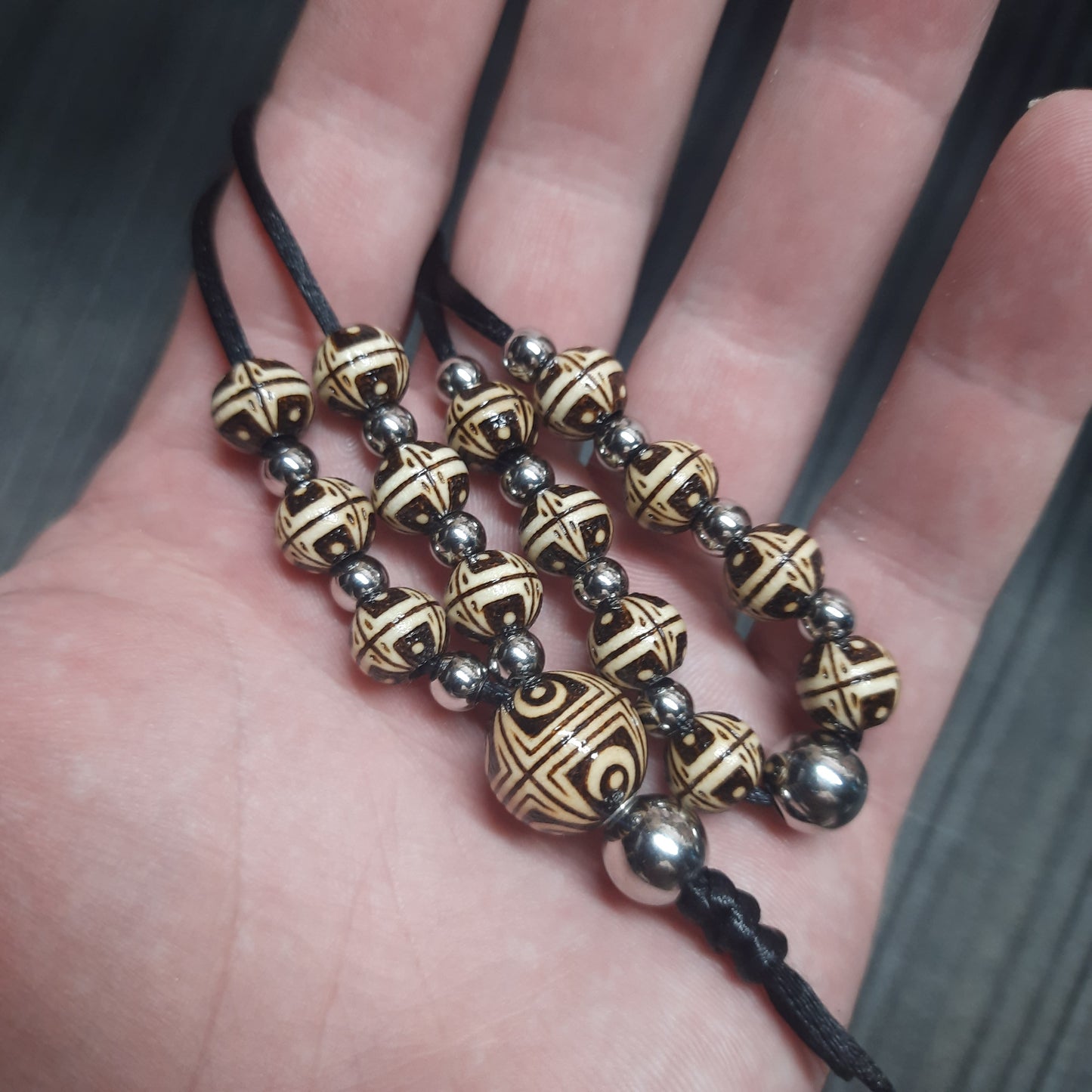 Komboloi wooden handmade "Meditation to the Morning Stars"