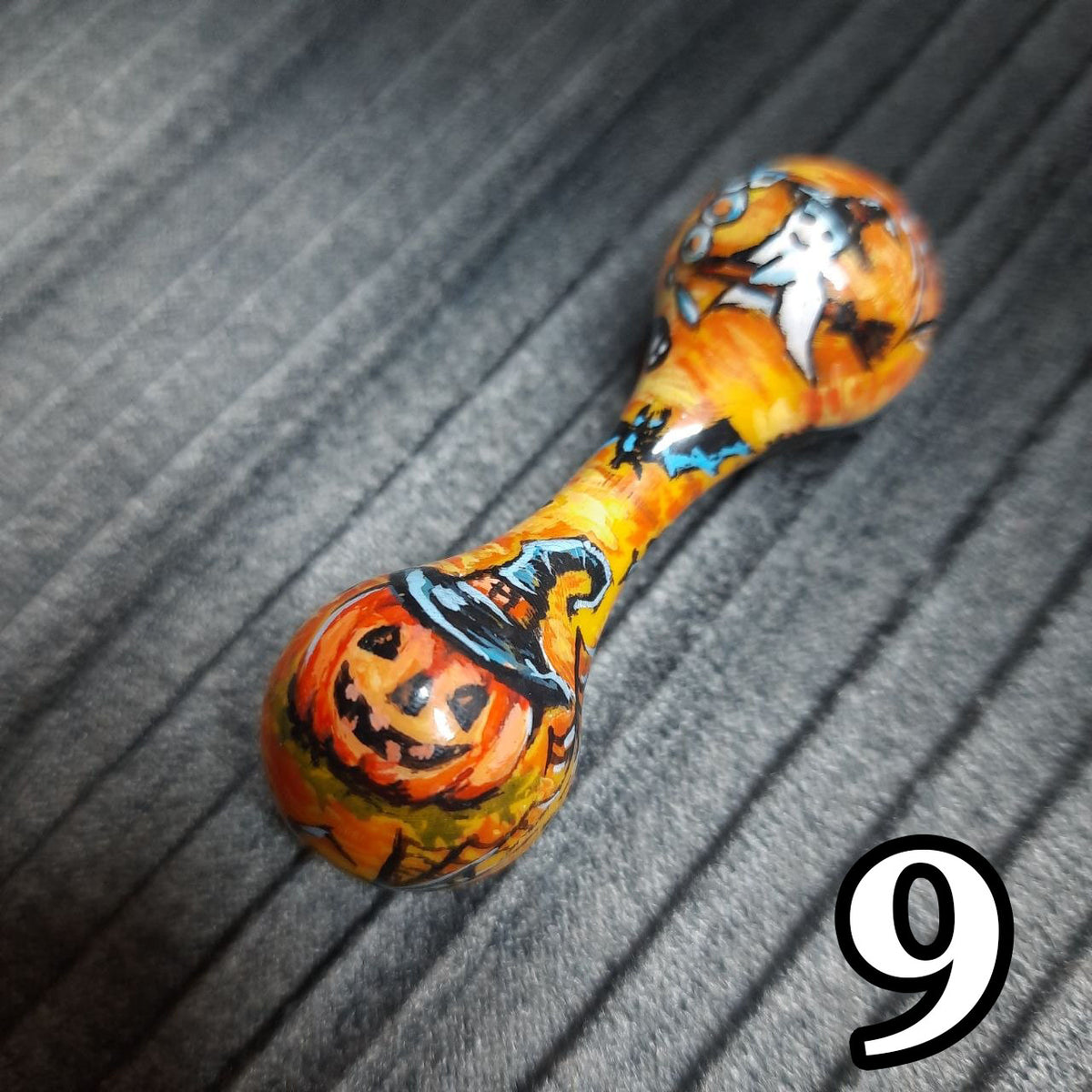 Knuckleroller, hand-painted with paints + souvenir