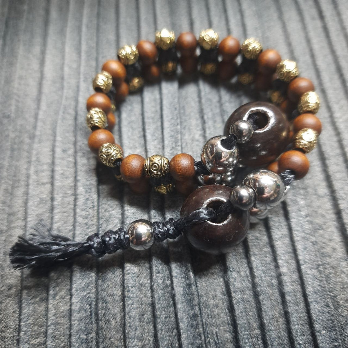 Handmade Wooden Chetki Skilltoy "Berivest – Guardian of the Fields"      Slavic Flip Rosary | Pocket Worry Beads for Hand Dexterity