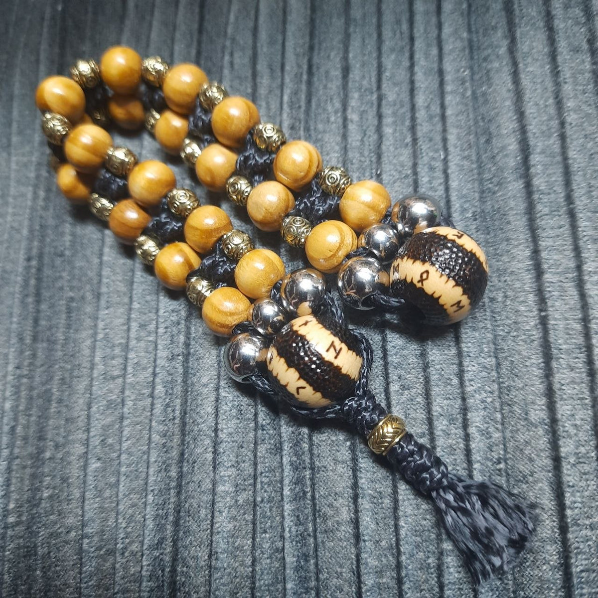 Handmade Wooden Chetki Skilltoy "Shalgorakht — Defender of the Rune Glade"      Slavic Flip Rosary | Pocket Worry Beads for Hand Dexterity