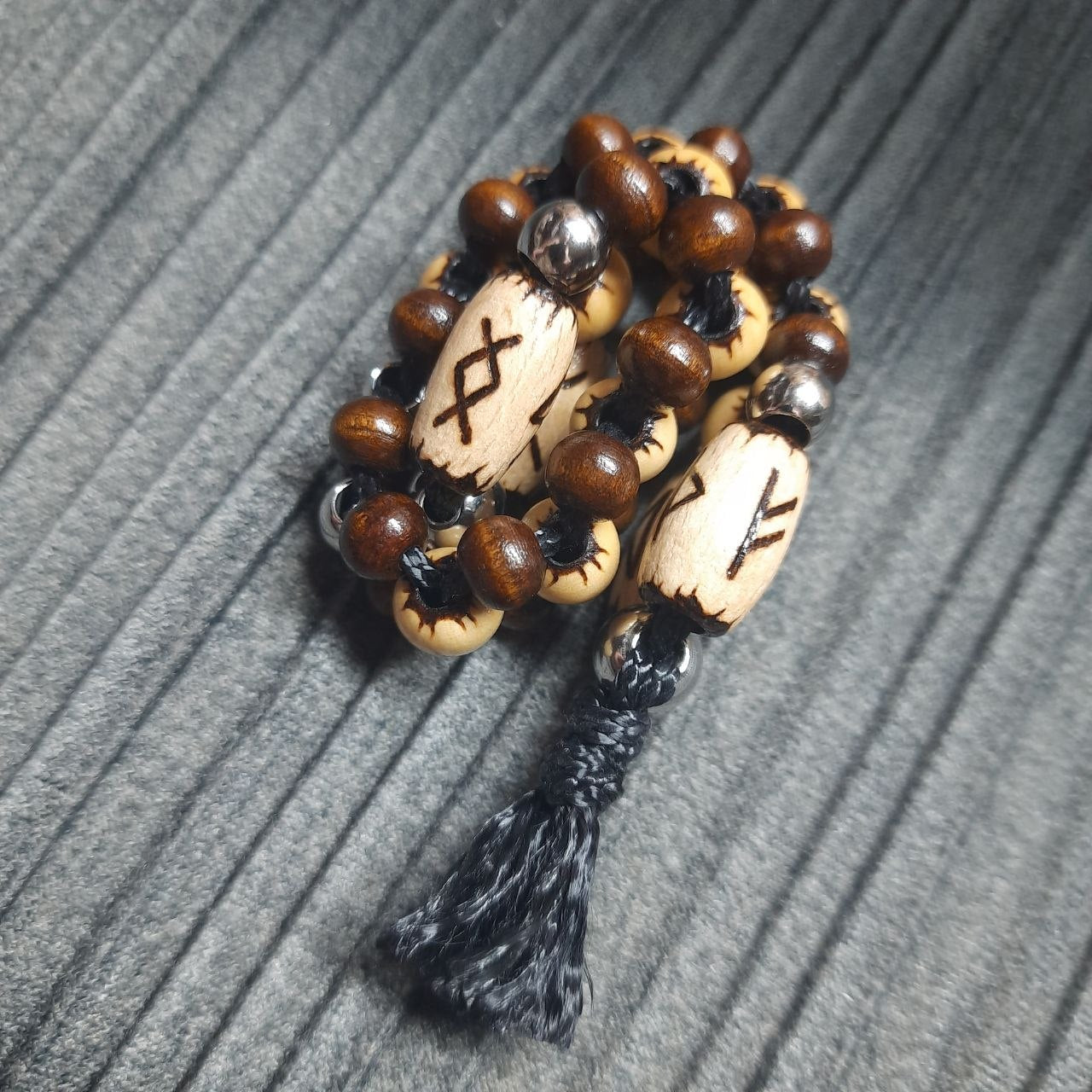 Handmade Wooden Chetki Skilltoy | Slavic Flip Rosary | Pocket Worry Beads for Hand "Meditative Path of Runes"