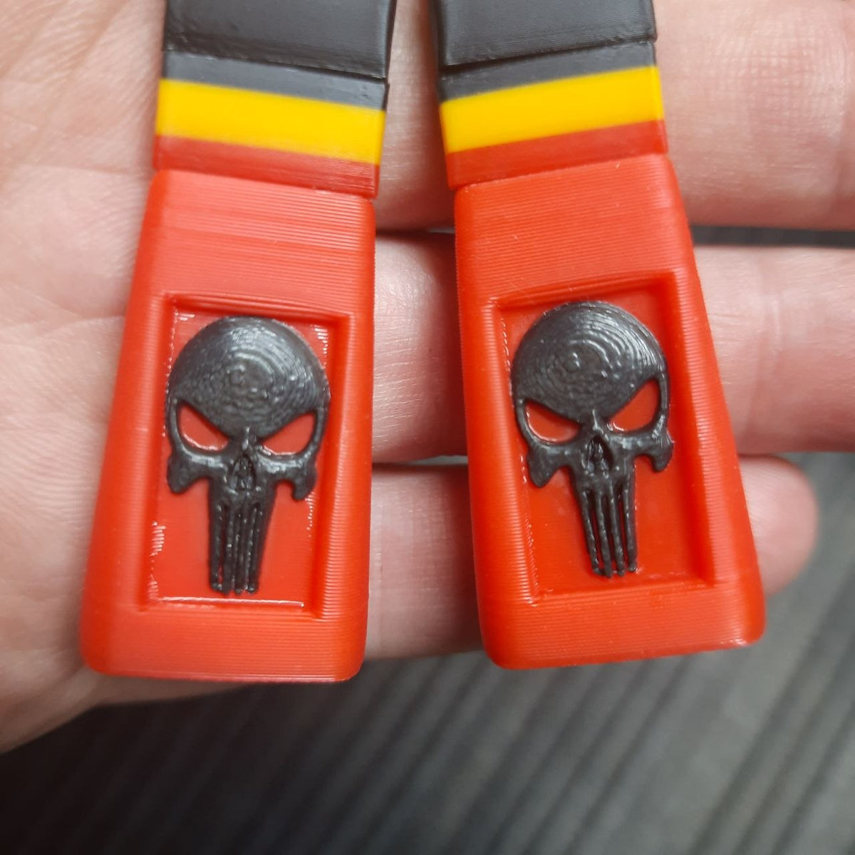 Chetki "Nimble Punisher" (narrow version - 17mm, pads / narkomanki) + souvenir