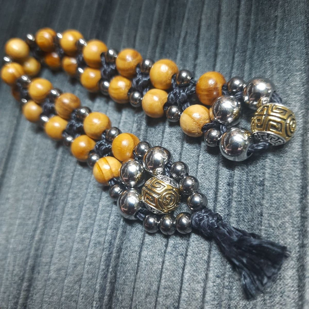 Handmade Wooden Chetki Skilltoy "Leovult – Guardian of the Forest"      Slavic Flip Rosary | Pocket Worry Beads for Hand Dexterity