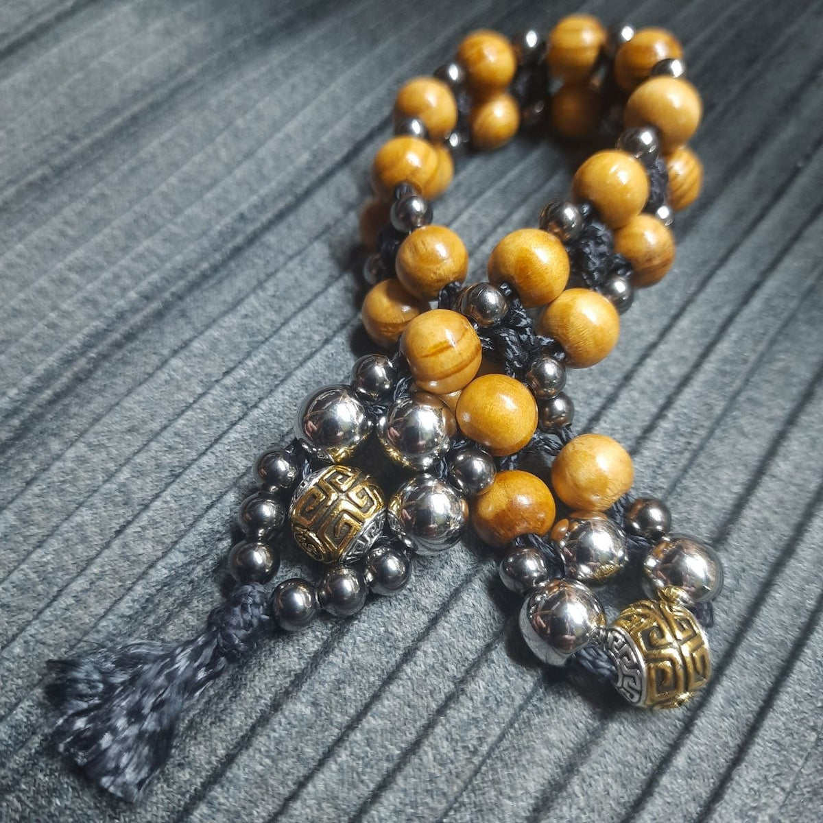 Handmade Wooden Chetki Skilltoy "Leovult – Guardian of the Forest"      Slavic Flip Rosary | Pocket Worry Beads for Hand Dexterity