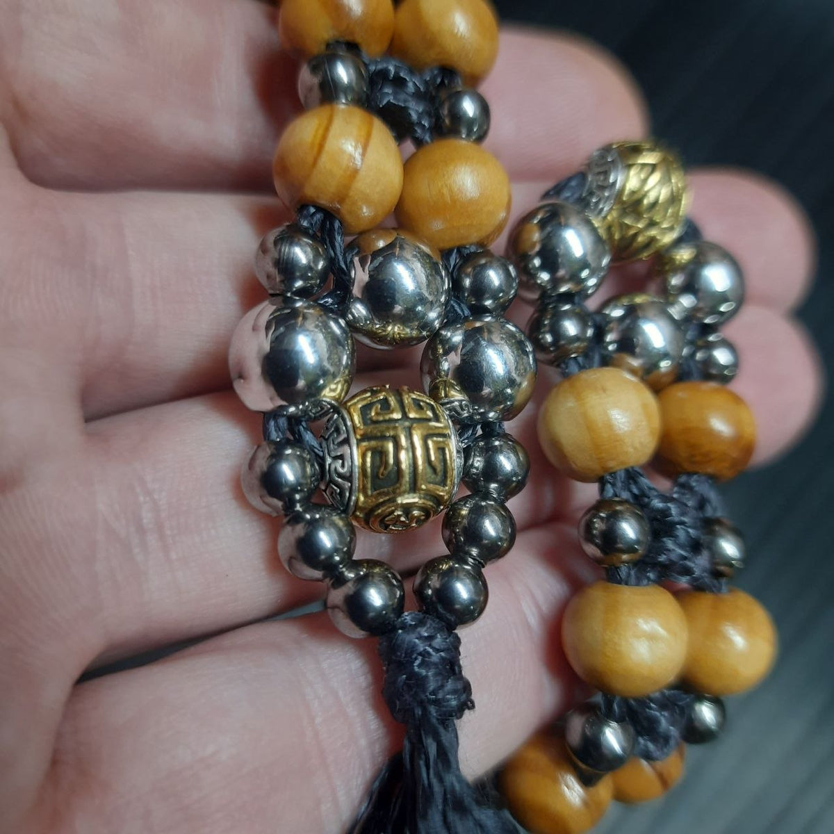 Handmade Wooden Chetki Skilltoy "Leovult – Guardian of the Forest"      Slavic Flip Rosary | Pocket Worry Beads for Hand Dexterity