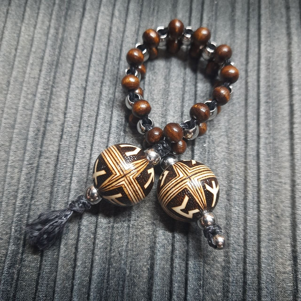 Handmade Wooden Chetki Skilltoy | Slavic Flip Rosary | Pocket Worry Beads for Hand "Futhark's satellites"
