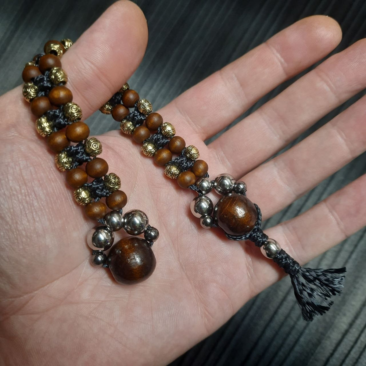 Handmade Wooden Chetki Skilltoy "Berivest – Guardian of the Fields"      Slavic Flip Rosary | Pocket Worry Beads for Hand Dexterity