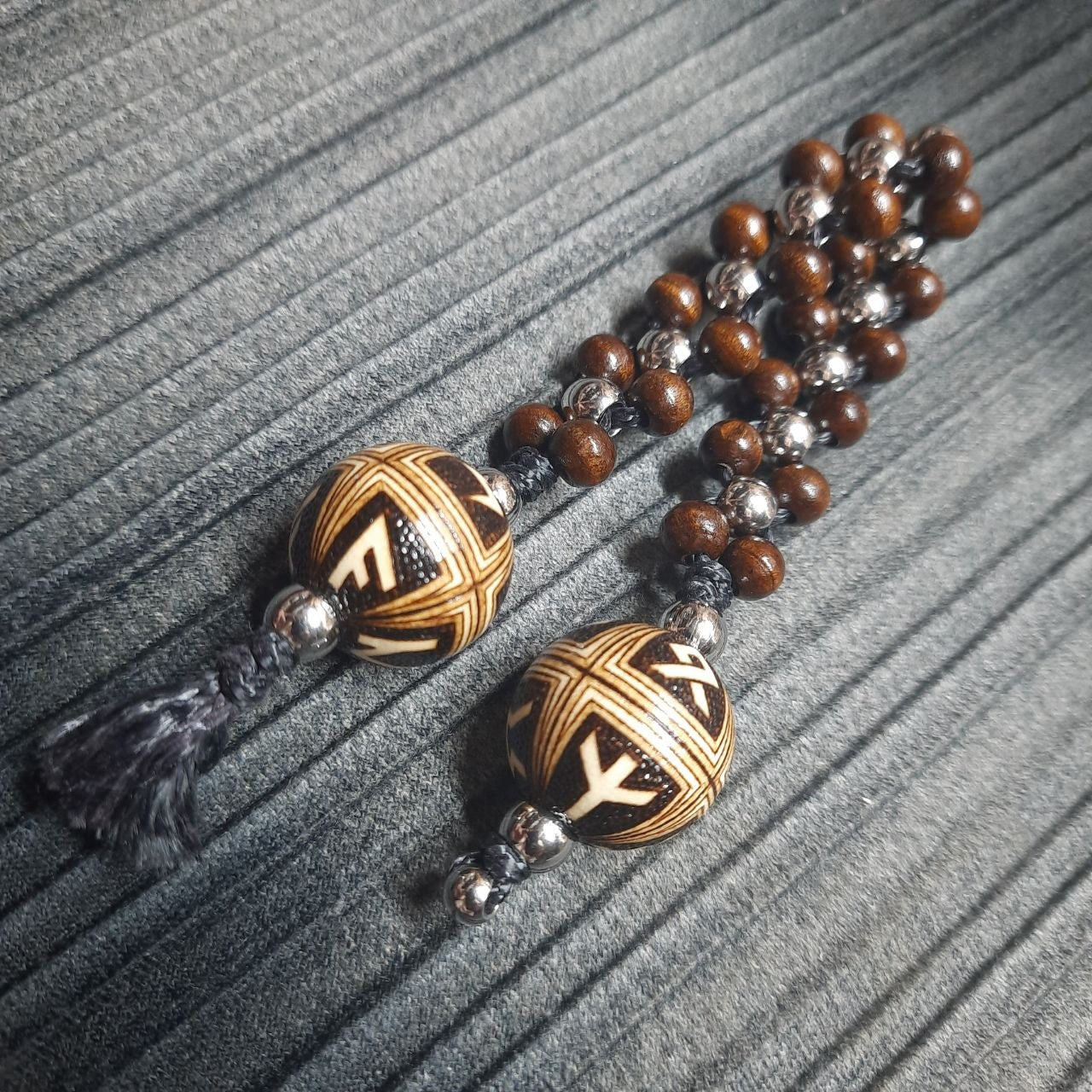 Handmade Wooden Chetki Skilltoy | Slavic Flip Rosary | Pocket Worry Beads for Hand "Futhark's satellites"