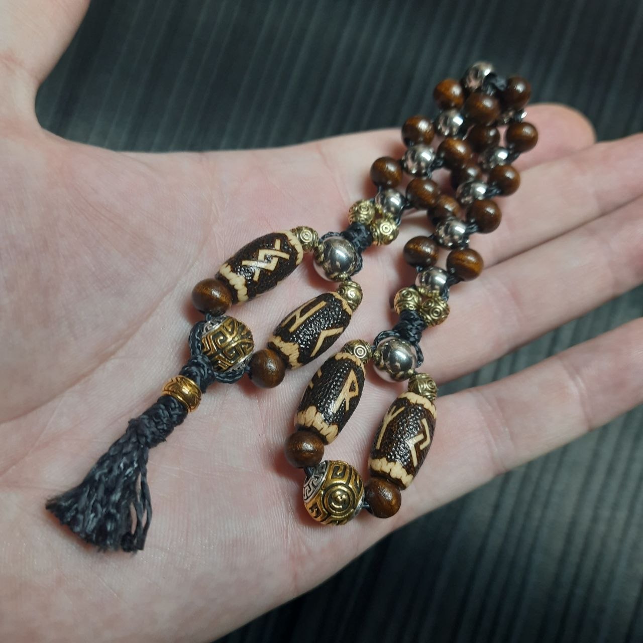Handmade Wooden Chetki Skilltoy | Slavic Flip Rosary | Pocket Worry Beads for Handy "Konung of the Fertile Valley"