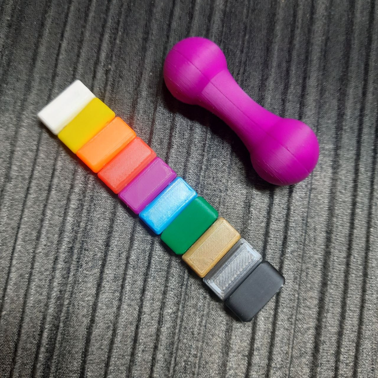 Knuckleroller - slider "Decision making", magnetic fidget.