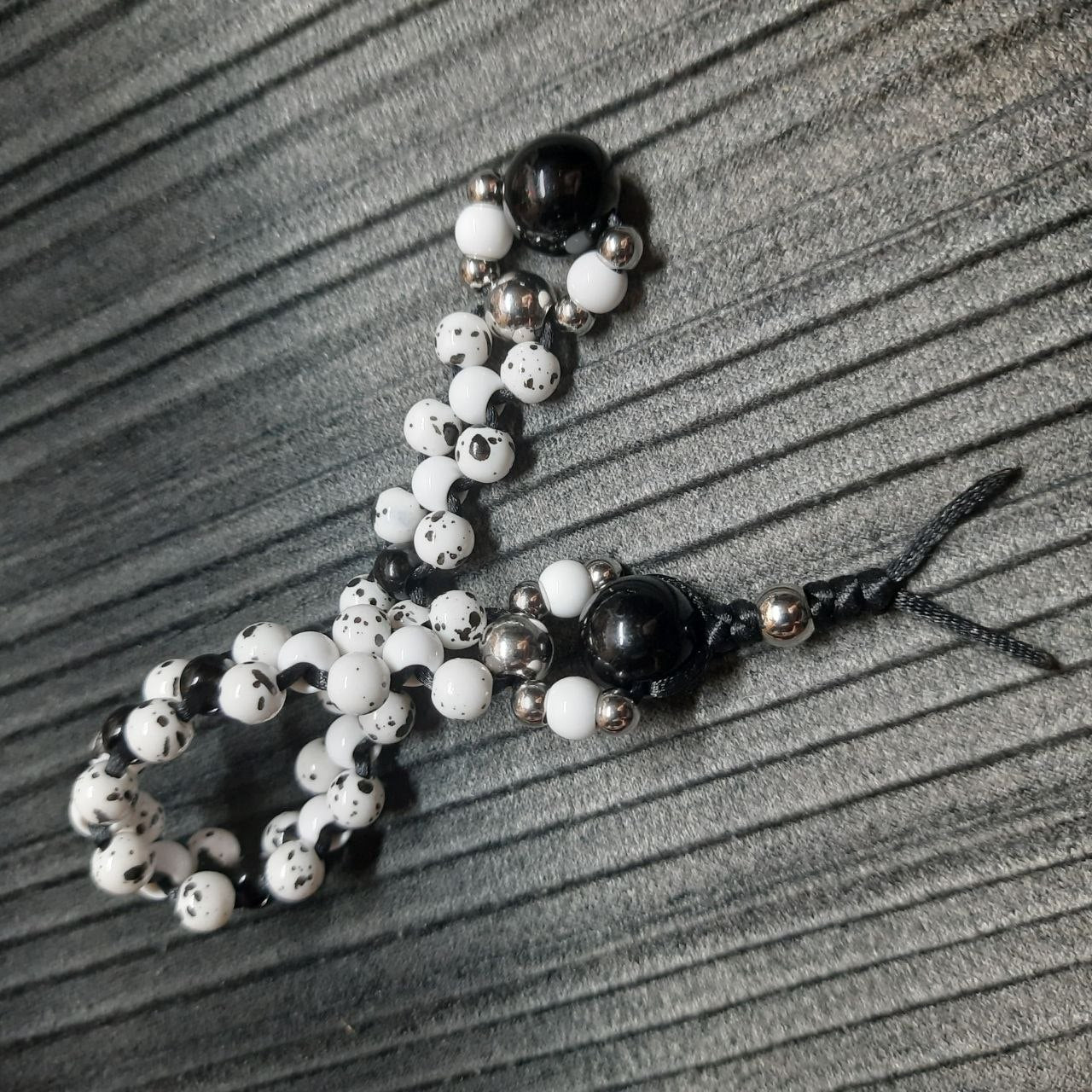 Handmade Chetki Skilltoy | Slavic Flip Rosary | Pocket Worry Beads for Hand Dexterity "28 Dalmatians"