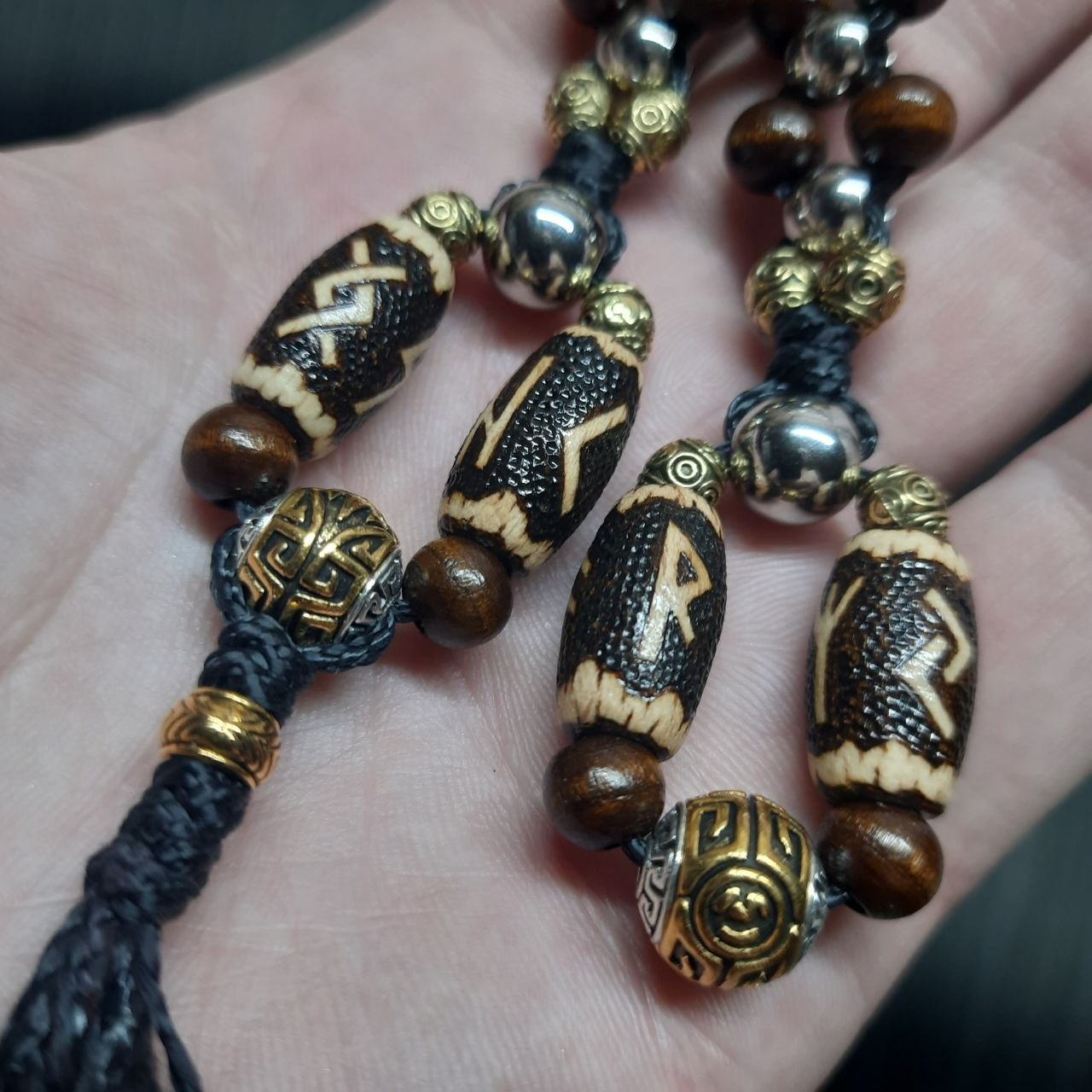 Handmade Wooden Chetki Skilltoy | Slavic Flip Rosary | Pocket Worry Beads for Handy "Konung of the Fertile Valley"