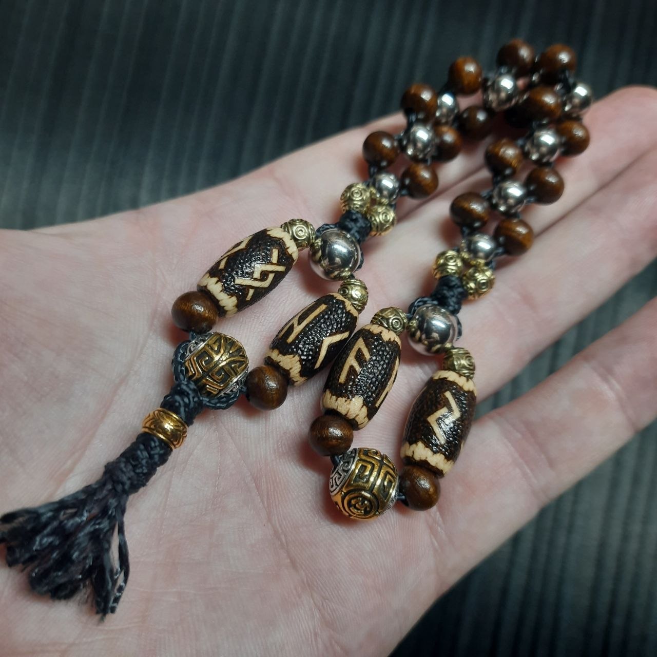Handmade Wooden Chetki Skilltoy | Slavic Flip Rosary | Pocket Worry Beads for Handy "Konung of the Fertile Valley"