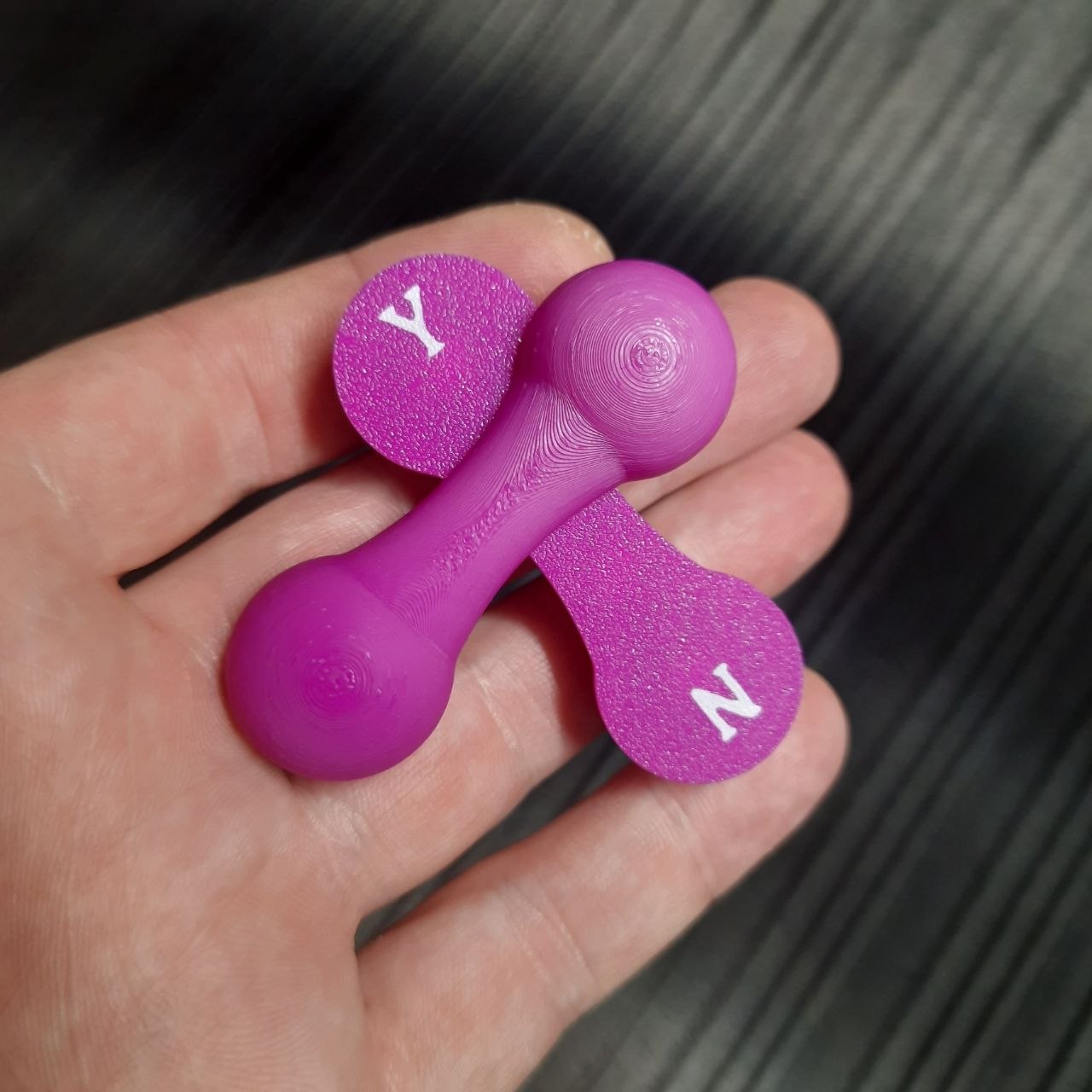 Knuckleroller - slider "Decision making", magnetic fidget.