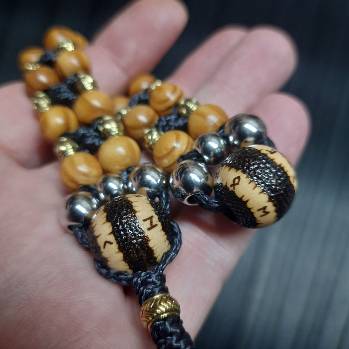 Handmade Wooden Chetki Skilltoy "Shalgorakht — Defender of the Rune Glade"      Slavic Flip Rosary | Pocket Worry Beads for Hand Dexterity