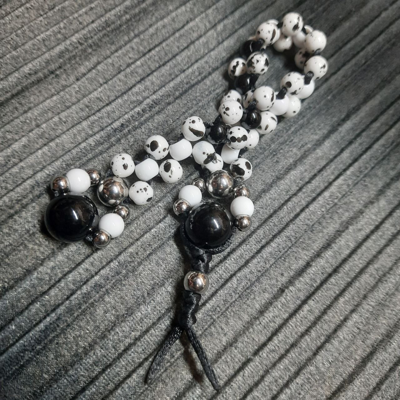 Handmade Chetki Skilltoy | Slavic Flip Rosary | Pocket Worry Beads for Hand Dexterity "28 Dalmatians"